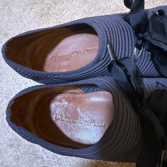 Men's Gray Loafers with Ribbon Detail - Picture 3 of 5